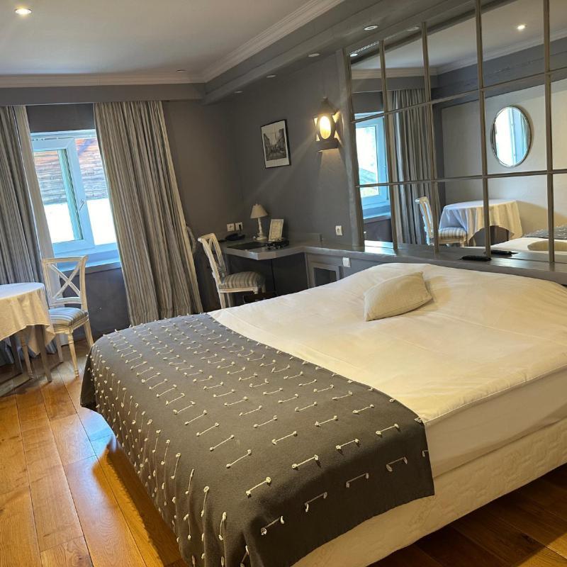Le Soleil D'Or Hotell Joinville Eksteriør bilde